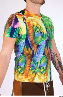 Dash casual dressed parrot multicolor t-shirt upper body 0010.jpg